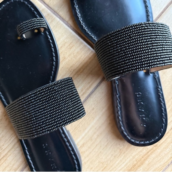 NEW Amanu Embellished Black Sandals - Picture 6 of 7